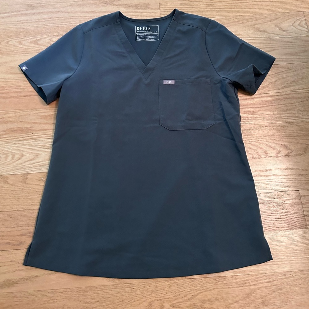 Women’s olive green figs scrubs